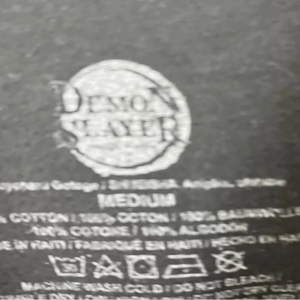 Demon Slayer Anime Manga Black T-shirt Kimetso No Yaiba Sz Medium Fits Short - Picture 8 of 10
